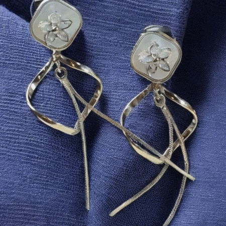 Moon whirl Petal stream Twist Drape Earrings