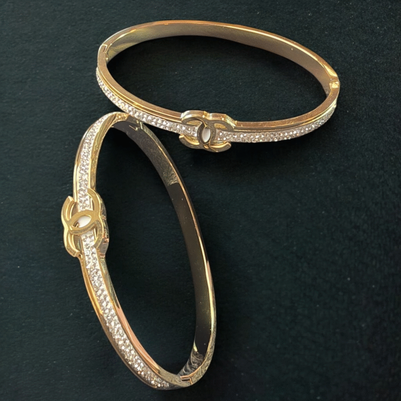 Golden Crest Crystal Pavé Link Bracelet - Image 3