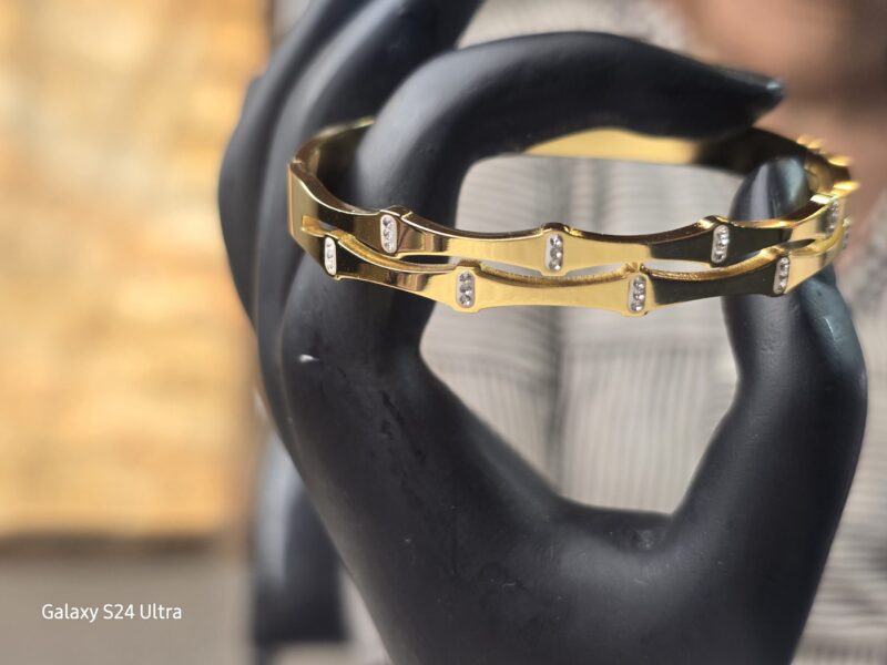 Golden Rivulet Dual-Bar Bracelet - Image 3