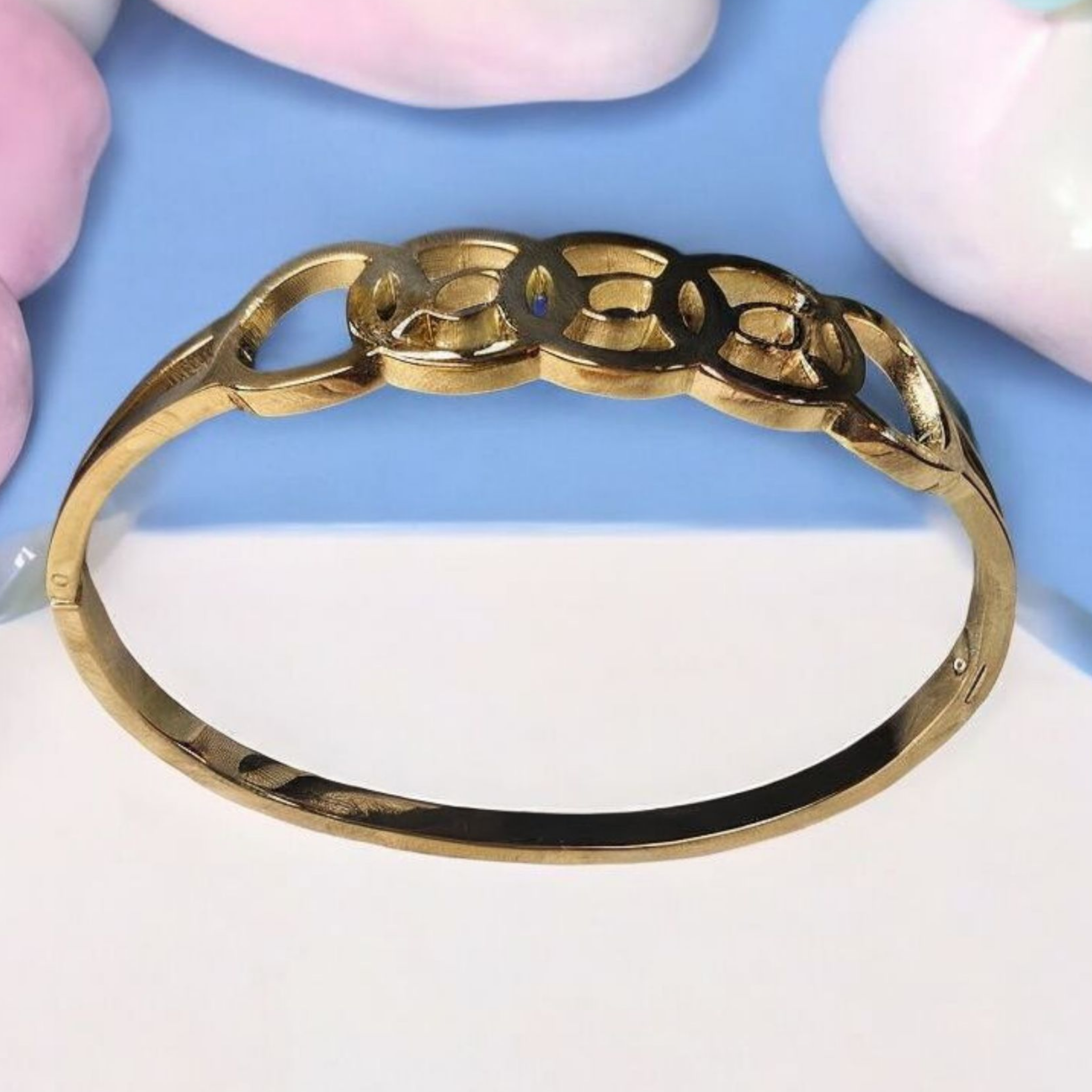 Celestial Harmony Linked Circle Gold Bracelet - Image 4