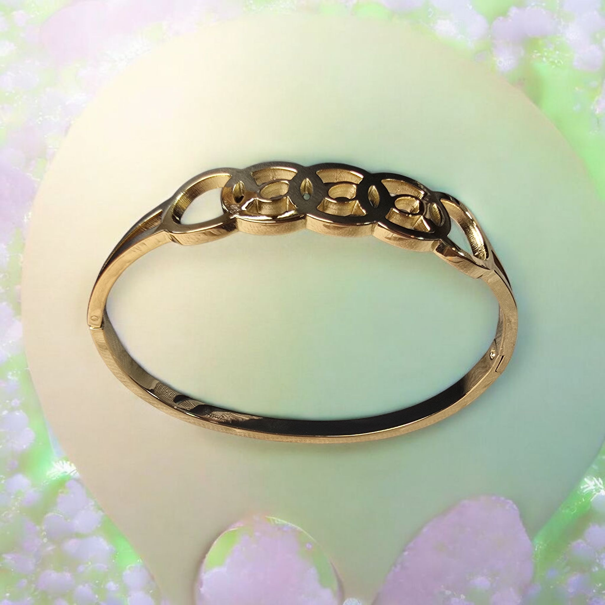 Celestial Harmony Linked Circle Gold Bracelet - Image 6