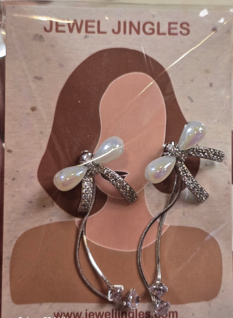 Pearl Ribbon - Bow Elegance with Delicate Crystal Tassel Drops - Image 5