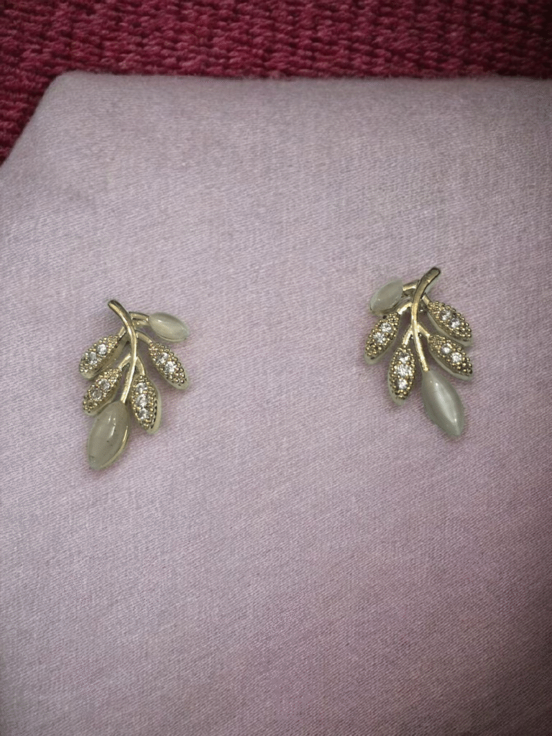 Soft Aura Dewdrop Leaf Gleam Earrings - Image 2